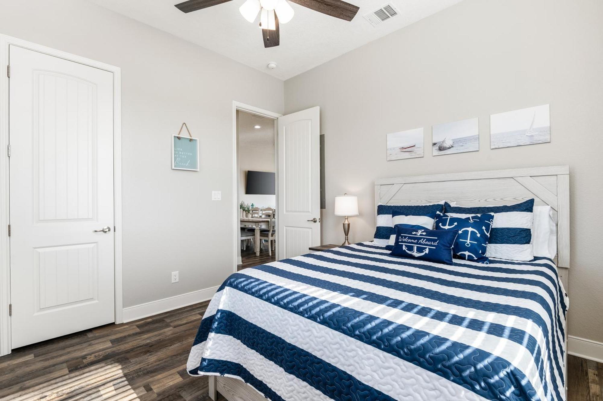 Stylish 4Br Crystal Beach Retreat Walk To Beach Bolivar Peninsula Ngoại thất bức ảnh
